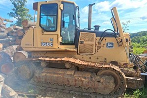 2001 John Deere 850C  Dozer
